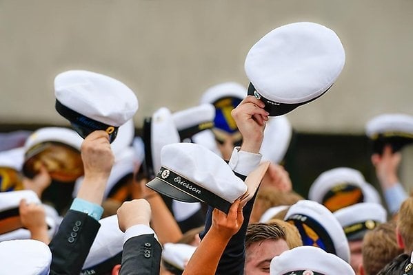 STUDENT 2025: Fira din studentskiva på Lommaflotten – sommarens bästa festlokal!